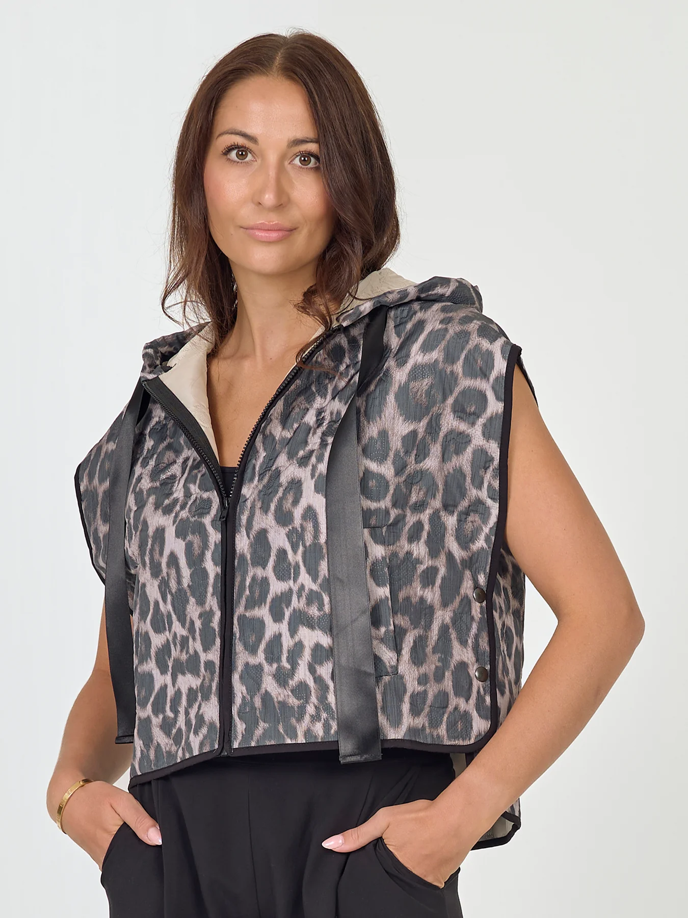 ANYA CARDIGAN - LEO